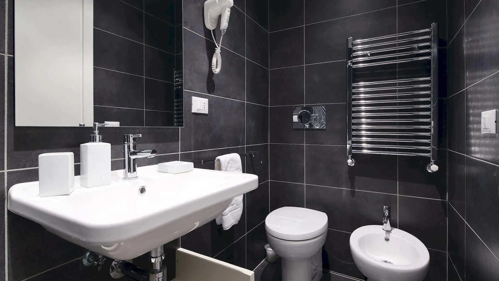 Nearhome Smart Suites Guest House Rome