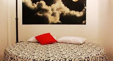 Nearhome Smart Suites Guest House Rome
