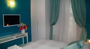 Nearhome Smart Suites Guest House Rome
