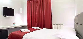 NearHome Smart Suites Guest House Rome